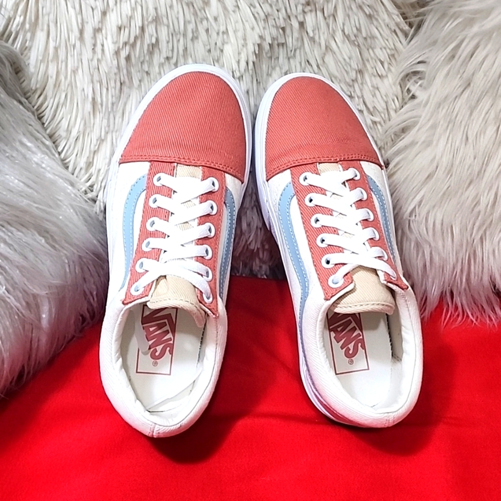 VANS SNEAKERS - Picture 2 of 12